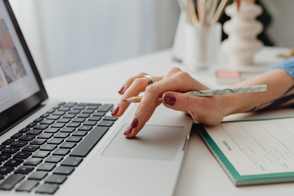 CRM Software for Freelancers: Essential Tools